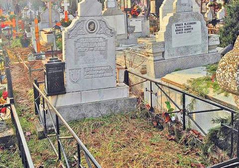 Romica Puceanu nu are LINIŞTE nici în MORMÂNT. Poate fi EXHUMATĂ oricând! NEPOTUL EI a DAT LOCUL de VECI