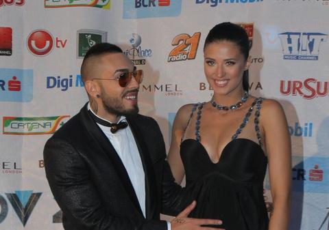 SENZAŢIONAL! Alex Velea, SURPRIZĂ DE PROPORŢII pentru Antonia