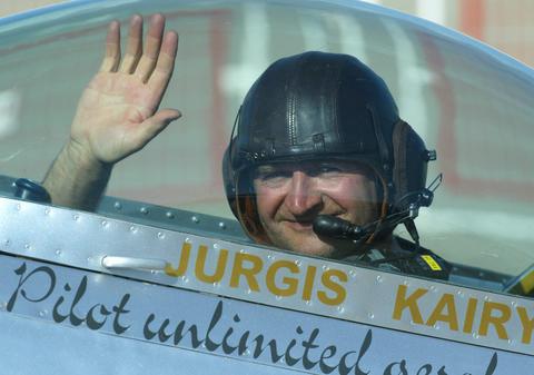 Jurgis Kairys, la un pas de moarte, după ce a căzut cu avionul în mare