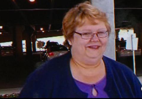 O femeie A REUŞIT să SLĂBEASCĂ peste 80 de kilograme făcând ASTA! Tu ai PUTEA? | VIDEO