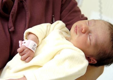 CAZUL care A ŞOCAT LUMEA! A NĂSCUT, deşi era VIRGINĂ! "E NOUL MESIA?"