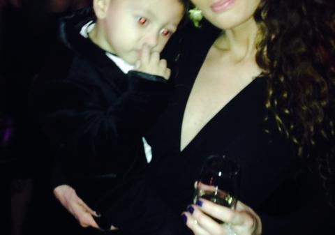 Cream, despre fiul ei: "Noah s-a distrat maxim în noaptea de Revelion, a dansat şi a dat interviuri!"