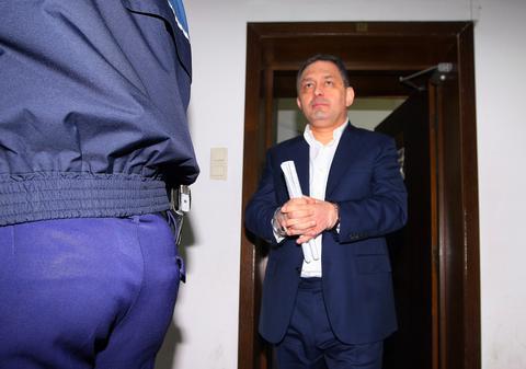 Cum ARATĂ VANGHELIE după șapte zile de arest! Vrea să câștige bunăvoința judecătorilor cu binecuvântarea de la Patriarh