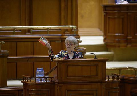 ATAC dur la Klaus și Carmen IOHANNIS! Vezi ce a primit președintele!