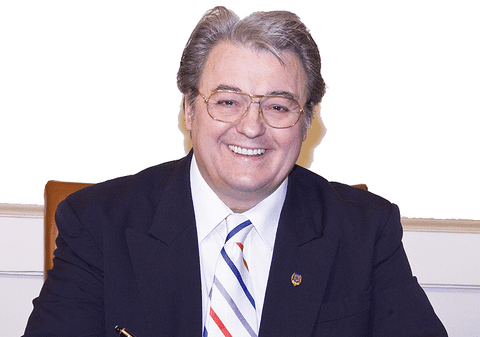 ULTIMELE CUVINTE ale lui Vadim Tudor! E incredibil ce i-a spus soţiei înainte de a ajunge la spital