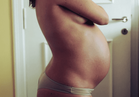 A dat medicul în judecată pentru că nu a născut o fetiţă blondă cu ochi albaştri. Cum arată copilul acestei femei