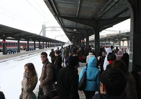 Cum poţi afla în timp real dacă trenul tău are întârziere