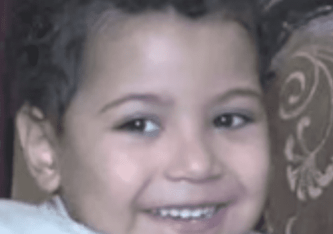 Autorităţile din Egipt admit că au greşit când au condamnat un copil de 4 ani la închisoare pe viaţă