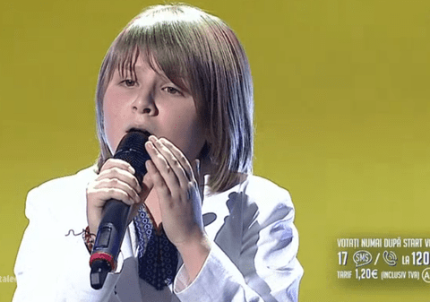 "Românii au talent, semifinala 2''. Moment emoționat pe scenă: "În noaptea asta asta voi cânta pentru ea"
