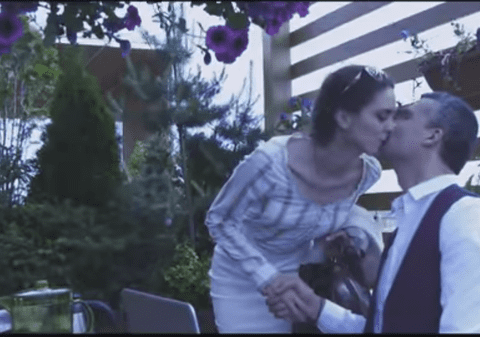 Aurelian Temișan, surprins sărutându-se cu altă femeie! VIDEO