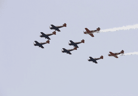 Aşii aerului au brăzdat cerul la Boboc | FOTO & VIDEO