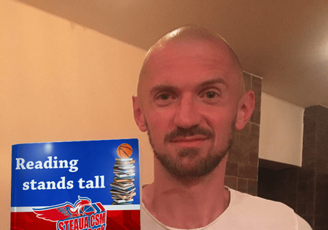 Clubul de baschet Steaua promovează sportul, cultura și educația. Strânge 7.000 de cărți! ”Meci de meci facem teanc de volume până la buza inelului”