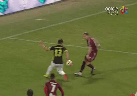 Astra putea să piardă la masa verde meciul de la CFR Cluj! Campioana a rămas fără echipament și a primit ajutor de la gazde