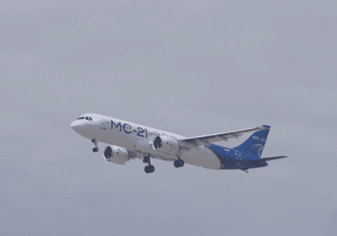 VIDEO | Rusia a testat, în premieră după dezmembrarea URSS, un avion de pasageri. Modelul MS-21 e un concurent serios pentru Airbus și Boeing