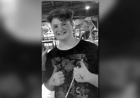 Tânăr muzician ucis de o supradoză de cofeină în timp ce studia