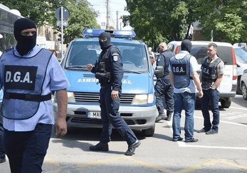 Percheziții în Mureş, într-un dosar privind infracţiuni de corupţie în domeniul silvic