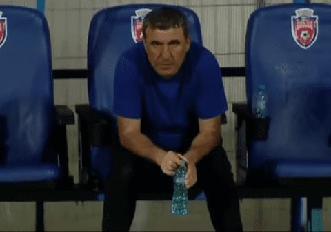 Gică Hagi l-a sfidat pe Răzvan Burleanu la Supercupa României. Managerul Viitorului a evitat să dea mâna cu președintele FRF | FOTO&VIDEO