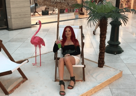 Elena Gheorghe și-a scos fetița în oraș. “Am ieșit ca fetele”