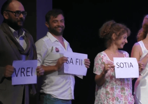 VIDEO | Cerere în căsătorie, pe scena Teatrului Nottara. Totul a fost cât se poate de real, iar protagoniștii nu sunt actori