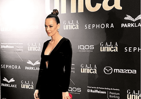 Cum s-au machiat vedetele la Gala Unica 2017. Cele mai spectaculoase apariții de pe covorul roșu