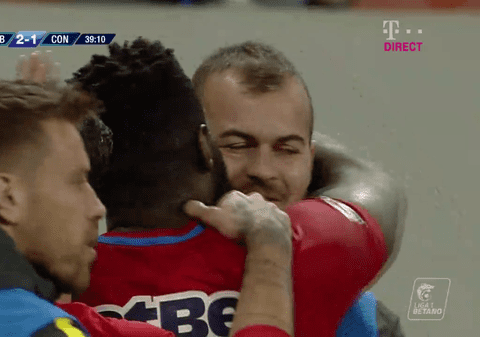 Gigi Becali, impresionat de gestul lui Gnohere: ”Bizonul e al Stelei. Steaua nu stă în cele 10.000.000 de euro pentru Alibec. Steaua îl are pe Becali”. Reacția lui Denis