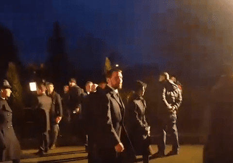 VIDEO/ Fostul Principe Nicolae a ajuns la Curtea de Argeș înaintea Trenului Regal