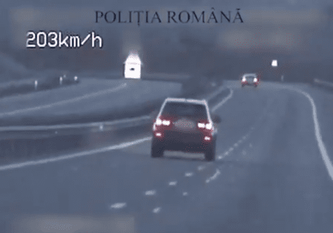 O femeie a circulat cu 218 km/h pe A3. Alți 27 de șoferi au “zburat” pe autostrăzi