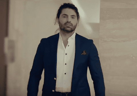 EXCLUSIV/ Pepe și-a scos la vânzare barul din buricul Capitalei. Cât cere artistul