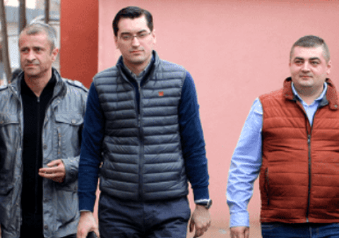 Buzoianul Adrian Petre, omul lui Burleanu, este inculpat într-un dosar. Care sunt ceilalți ”penali” din Adunarea Generală a FRF. Toți oamenii președintelui