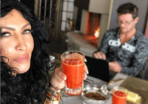 Mihaela Rădulescu, surprinsă de Felix goală pe balcon. Cât de sexy e jurata de la “Românii au talent”
