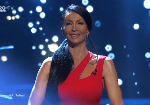 Andra și Mihaela Rădulescu au impresionat cu ținutele lor, în a treia semifinală “Românii au talent” - sezonul 8 (FOTO)