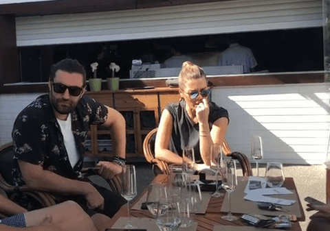 Smiley face prima confesiune completă de la lansarea celui mai recent album, Confesiune