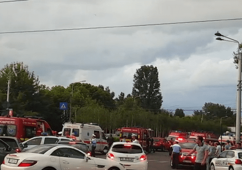 Accident auto în zona Titan din Capitală. Un SUV a lovit trei pietoni. O fetiță de 5 ani a ajuns la spital (VIDEO)