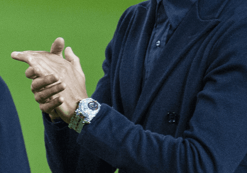 Fotbalistul Cristiano Ronaldo poartă un ceas care costă două milioane euro