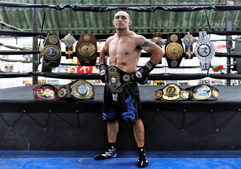 Un septuplu campion mondial la box thailandez a murit în urma loviturilor încasate în ring | VIDEO