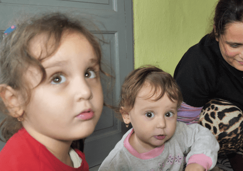 CENTENAR SOLIDAR / Daruri de la români pentru români: “Mulțumim și ne rugăm pentru voi!”