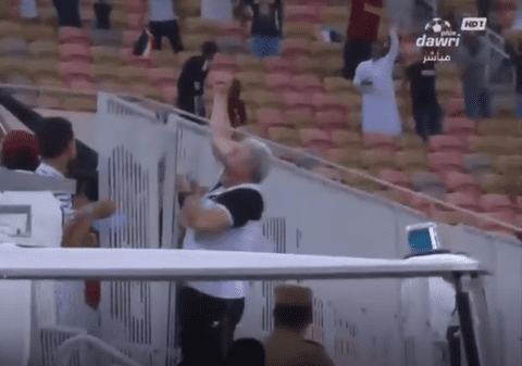 VIDEO / Șumudică a făcut show în Arabia Saudită. Al Shabab, victorie dramatică