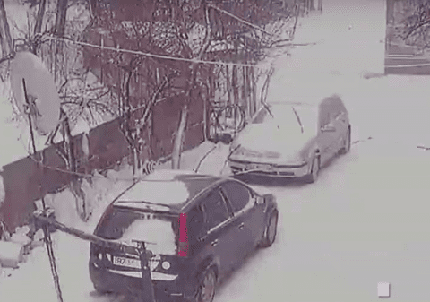 VIDEO | Fenomen rar la Buzău: Ninsoare cu tunete si fulgere! Explicația meteorologilor