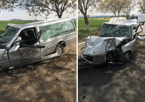 Un șofer care a călcat prea tare accelerația unei mașini mortuare a comis un accident rutier