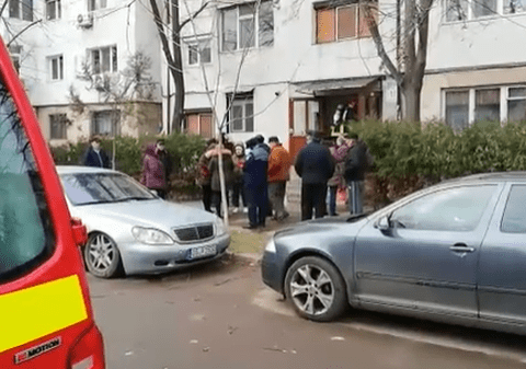 Bloc din Galați, evacuat după ce locatarii au reclamat prezența unui miros suspect