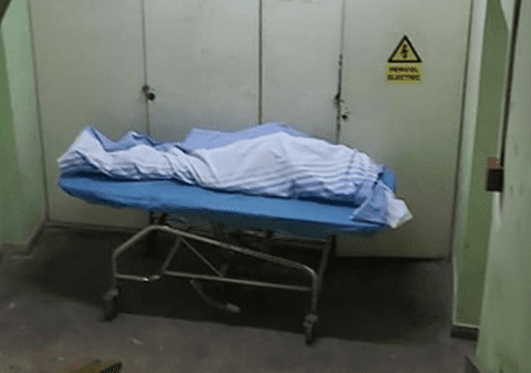 Cadavre lăsate pe scările de serviciu ale Spitalului Universitar de Urgență. Emanuel Ungureanu acuză: "Morții sunt abandonați cu orele acolo"