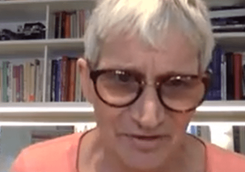 Un medic britanic pretinde că s-a vindecat de coronavirus cu supă de găină, pe care a numit-o ”penicilina lui Dumnezeu”, paracetamol și limonadă