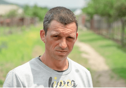 Muncitor român mutilat  într-un abator al firmei Tonnies: ”Mi-am pierdut patru degete în fabrica de carne și nu m-au ajutat cu nimic”. ”S-a rănit din vina lui”, a reacționat compania