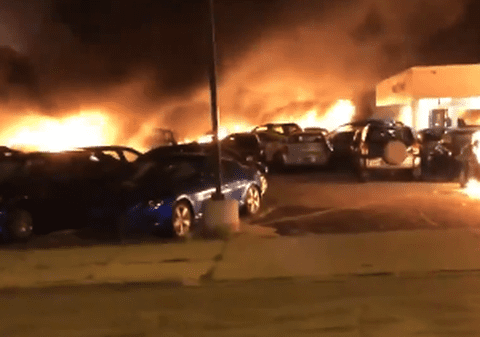 VIDEO | Un bărbat de culoare, neînarmat, împușcat de polițiștii din Wisconsin. Incidentul a provocat violențe