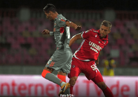 Liga 1, etapa a cincea. Craiova rămâne lider, după a cincea victorie la rând. Dinamo pierde acasă cu UTA!