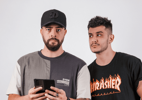 Speak și Vlad Drăgulin realizează emisiunea “Îs geană pi tini”. “Există foarte mult material de dezbătut”