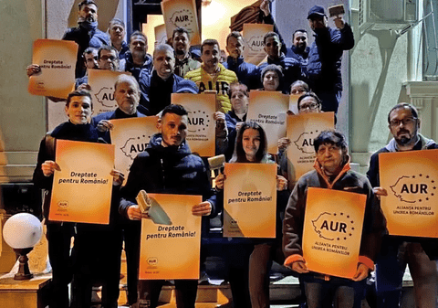 Elefantul galben-negru din cameră. Cum am ratat noi, presa, fenomenul AUR