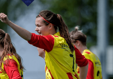 Decizie revoluționară în fotbal: Federația Olandeză le va permite femeilor să evolueze în echipe masculine