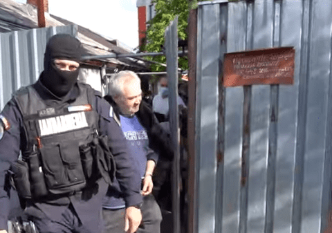 Vasile Lavric, supranumit „Mâncătorul de femei”, trimis în judecată pentru uciderea soției sale