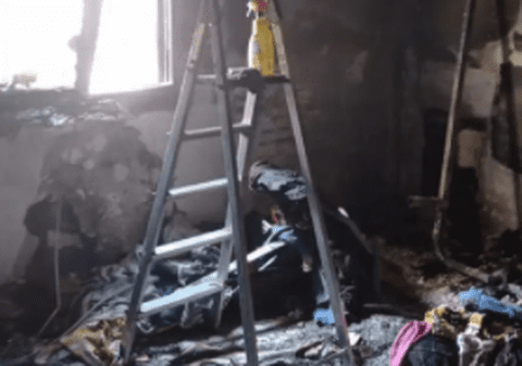 O româncă a vrut să incendieze casa unei colege de muncă, însă a greșit adresa, în Spania. Trei persoane au fost rănite